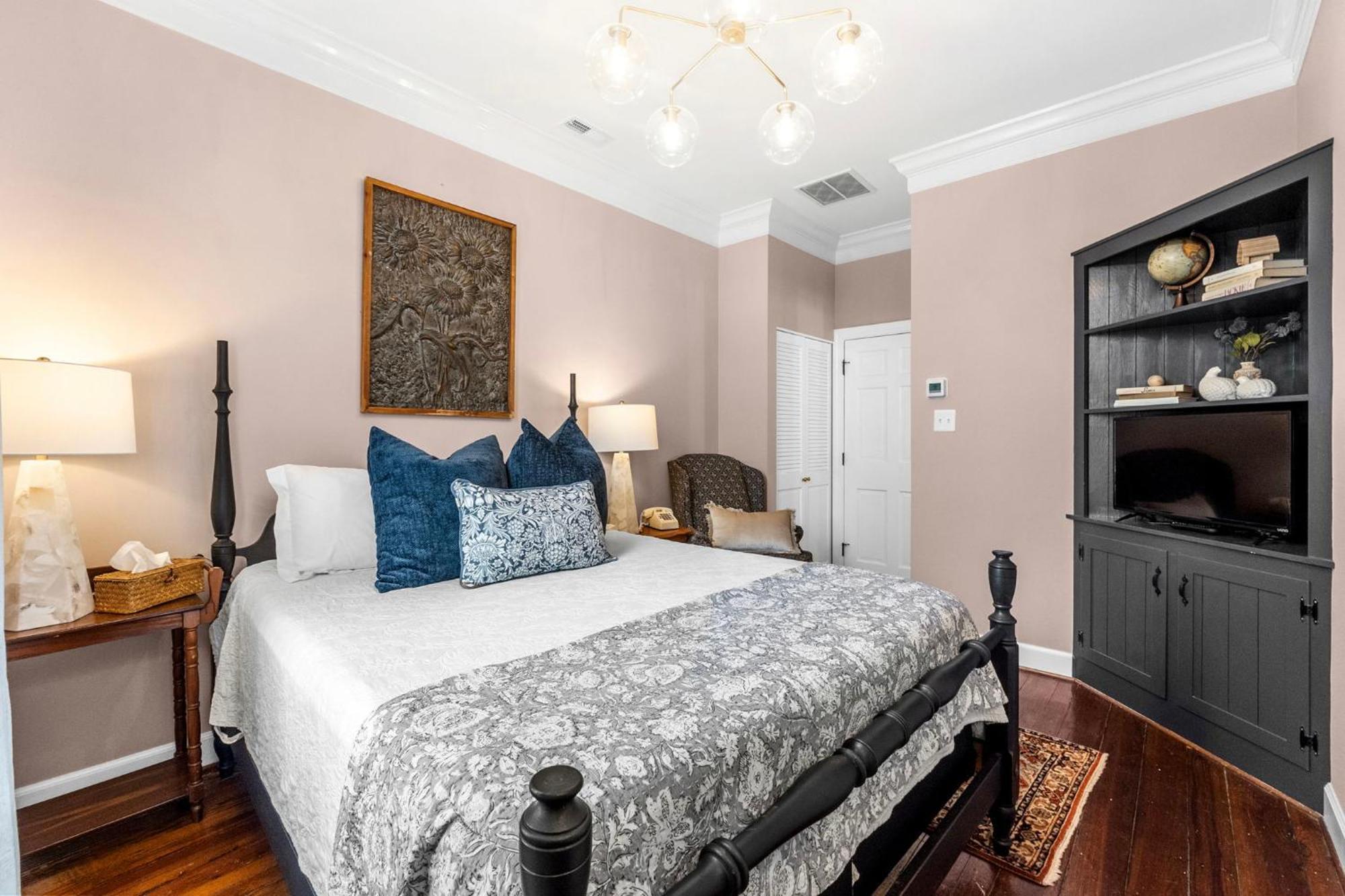 Leesburg Colonial Inn Экстерьер фото