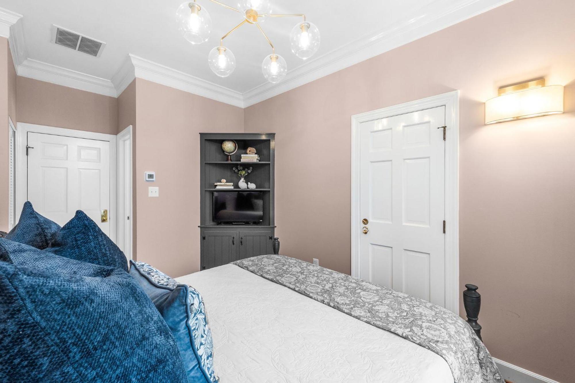Leesburg Colonial Inn Экстерьер фото