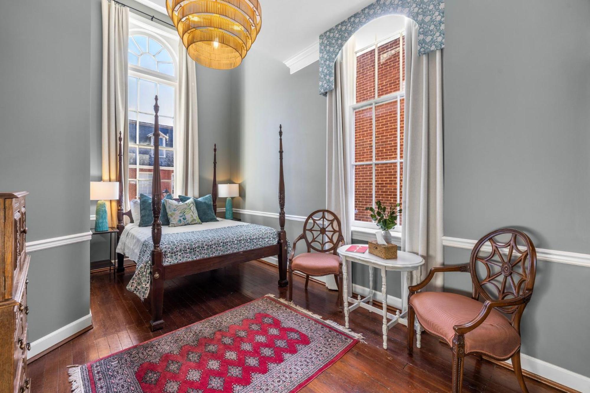 Leesburg Colonial Inn Экстерьер фото