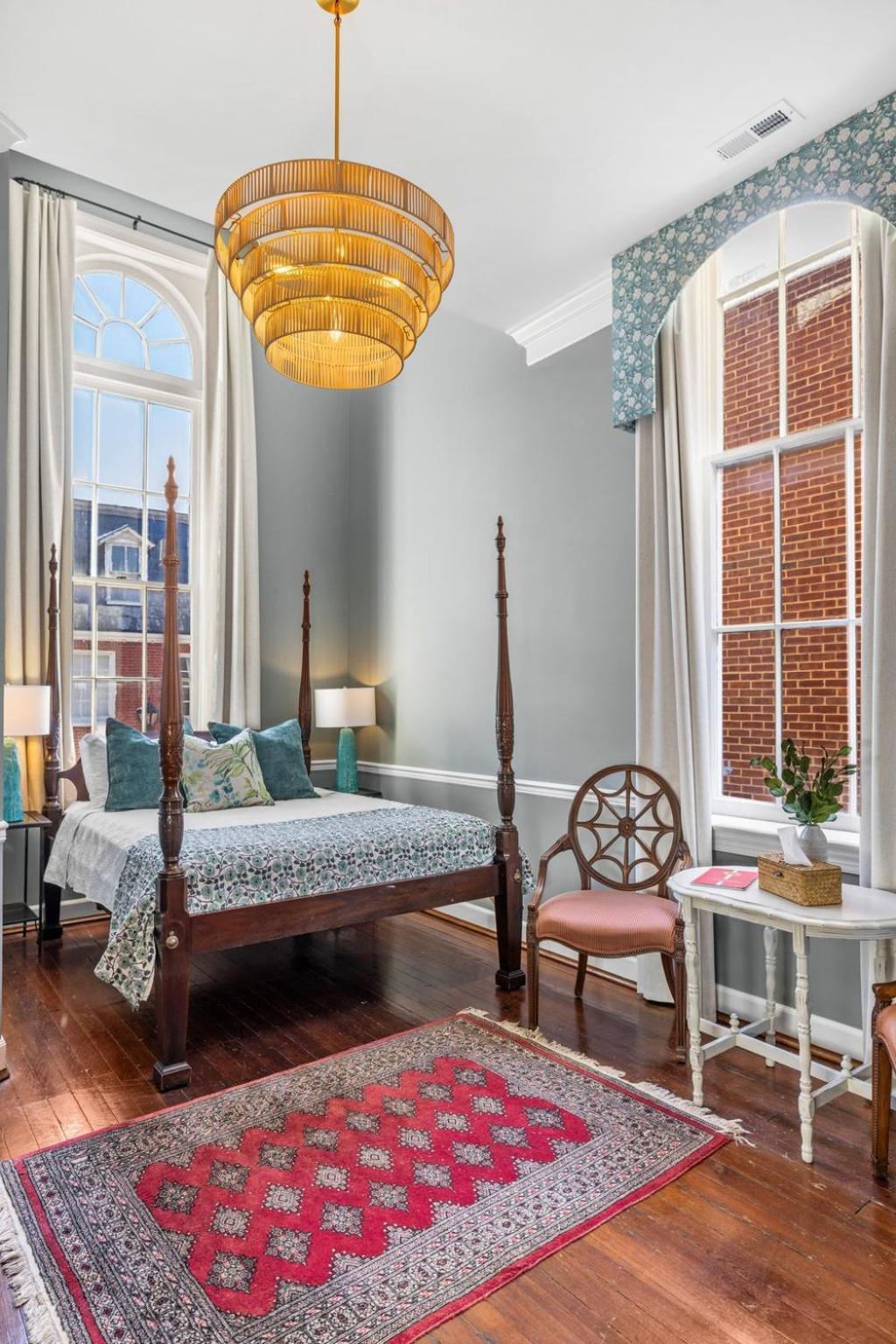 Leesburg Colonial Inn Экстерьер фото